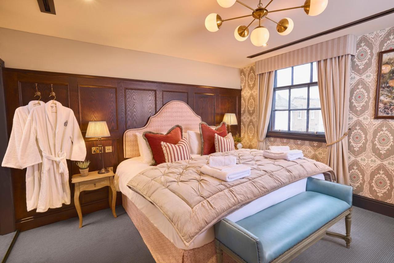 Salisbury Arms Hotel Hertford